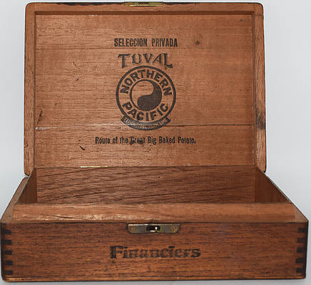 NORTHERN PACIFIC RAILWAY CIGAR BOX