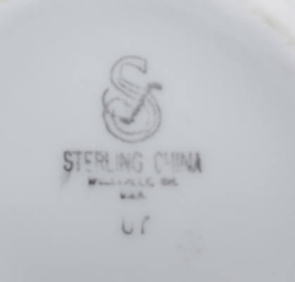 UP WINGED STREAMLINER COFFEE POT