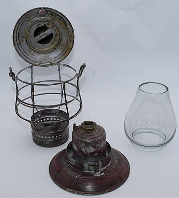 C&NWRR LANTERN