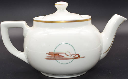 UP WINGED STREAMLINER TEAPOT