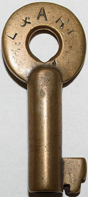 L&ARY KEY