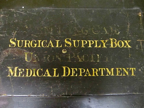 COLORADO & SOUTHERN SURGICAL SUPPLY BOX