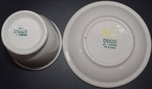 CMSTP&P PEACOCK EGG CUP