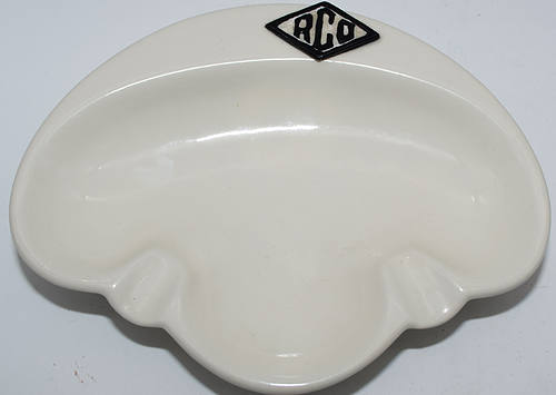 R CO ASHTRAY