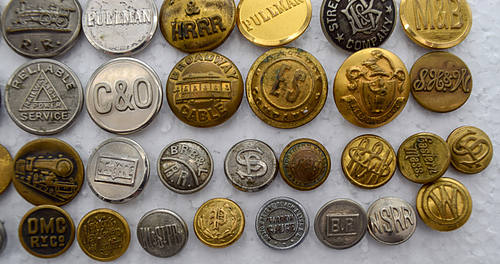 BUTTONS