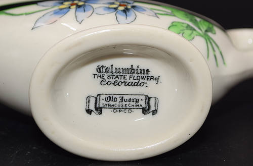 UP COLUMBINE SAUCE BOAT