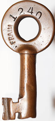 L&HR KEY