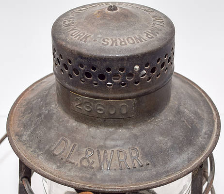 DL&W RR LANTERN
