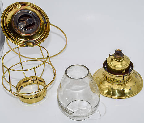 NYNH&H RR LANTERN