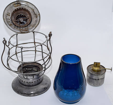 P&R Ry LANTERN