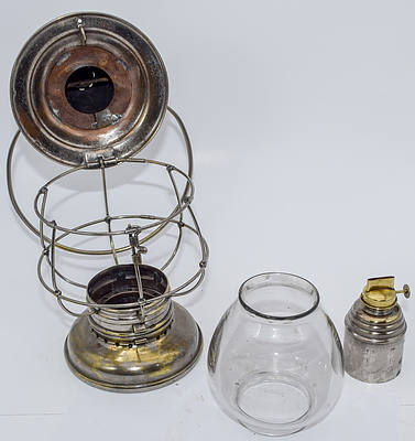 WALTON BROS LANTERN