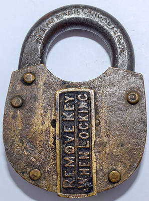 CM&STP SIGNAL LOCK