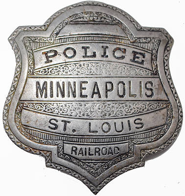 MINNEAPOLIS ST LOUIS RAILROAD POLICE BADGE