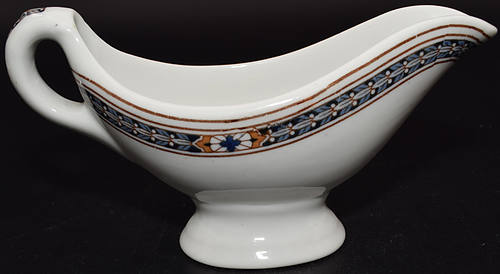 PRR PURPLE LAUREL SAUCE BOAT