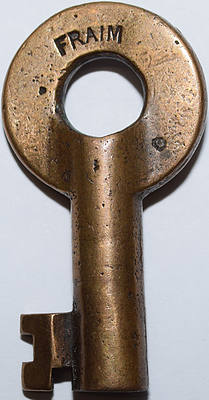 R CO KEY