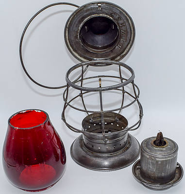 C&NWRR LANTERN