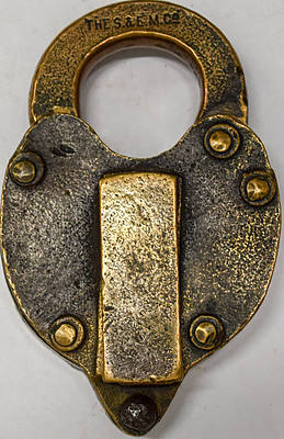 NEW YORK NEW HAVEN AND HARTFORD RAILROAD LOCK