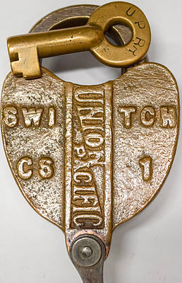 UNION PACIFIC CS 1 SWITCH LOCK