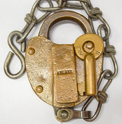 UNION PACIFIC CS 1 SWITCH LOCK