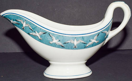 CNJ SEAGULL SAUCE BOAT