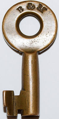 B&M KEY