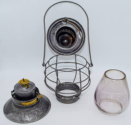 T&PRW LANTERN