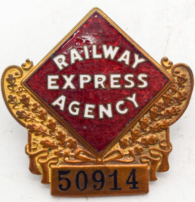 RAILWAY EXPRESS AGENCY 59014 BADGE