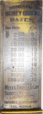 WELL FARGO & CO RATE CUTTER