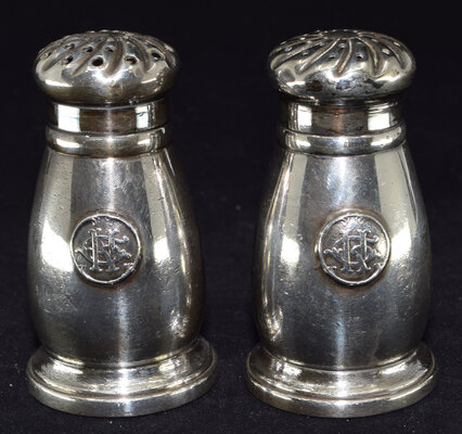 GN MEDALLION LOGO SALT & PEPPER SHAKERS