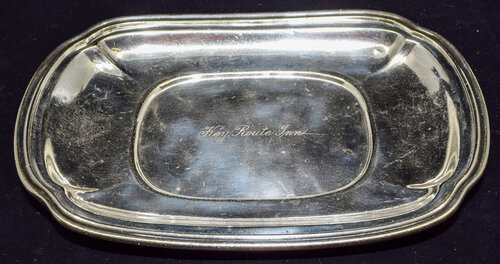 KEY ROUTE INN TRAY