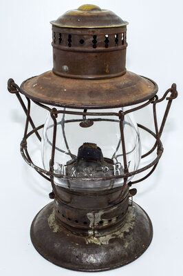 CM&STPRY LANTERN