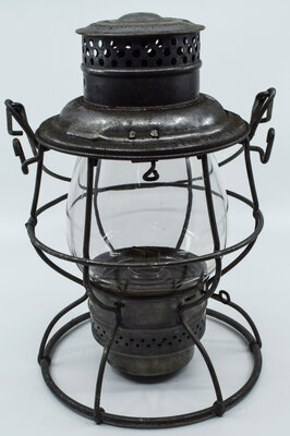 DW&PRY LANTERN