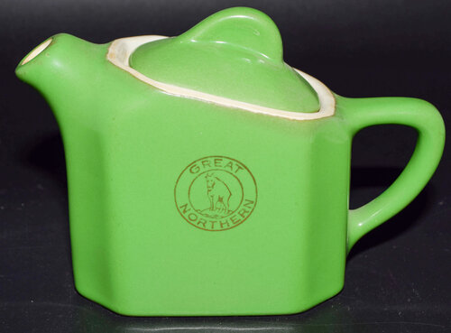 GN GREEN & GOLD TEAPOT