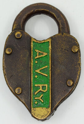 AVRY LOCK (