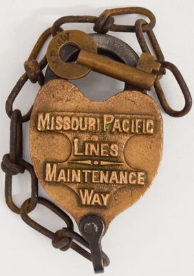 MISSOURI PACIFIC LINES MAINTENANCE WAY LOCK