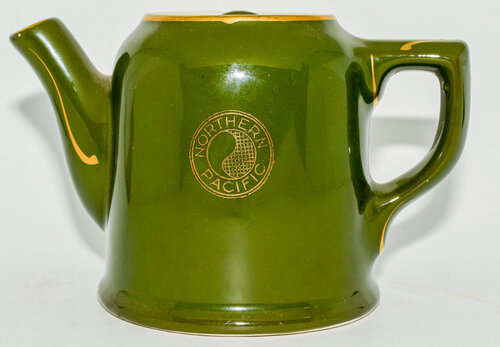 NP VERDE GREEN TEAPOT