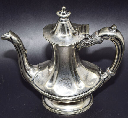 NORTHERN PACIFIC COFFEE POT