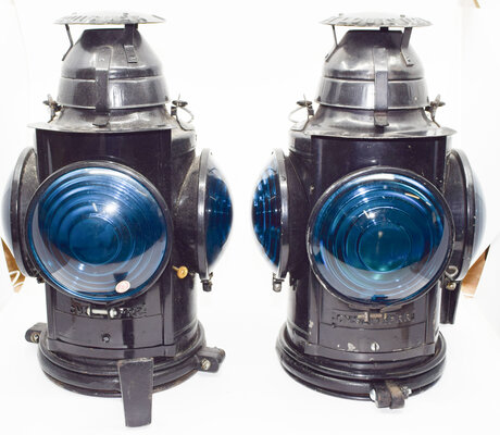 CMSTP&P CABOOSE MARKER LAMPS