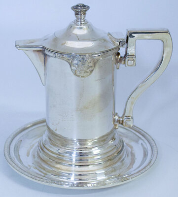 GN MEDALLION SYRUP PITCHER