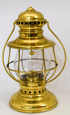 ADAMS & WESTLAKE LANTERN