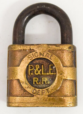 P&LE RR LOCK