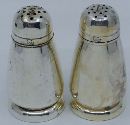 GREAT NORTHERN SALT & PEPPER SET