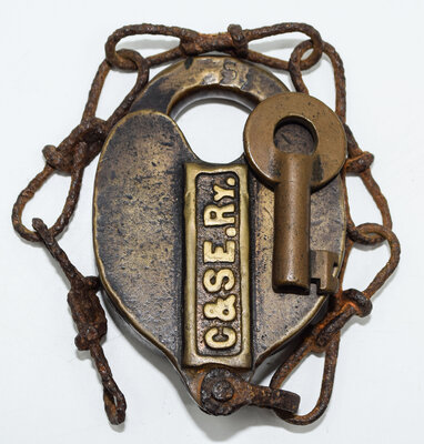 C&SE RY LOCK