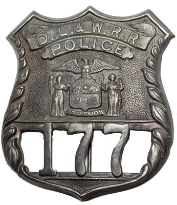 DL&W RR POLICE BADGE #177