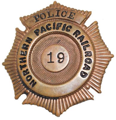 NORTHERN PACIFIC RAILROAD POLICE BADGE #19