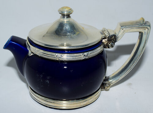 PULLMAN TEAPOT