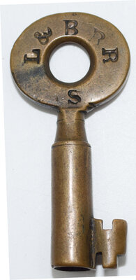 L&B RR S KEY