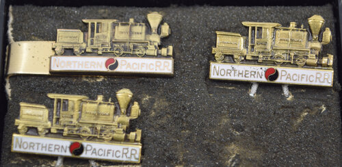 NORTHERN PACIFIC TIEBAR & CUFFLINKS