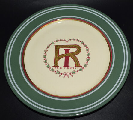 CRI&P SAGE GREEN SERVICE PLATE