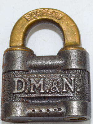 DM&N LOCK